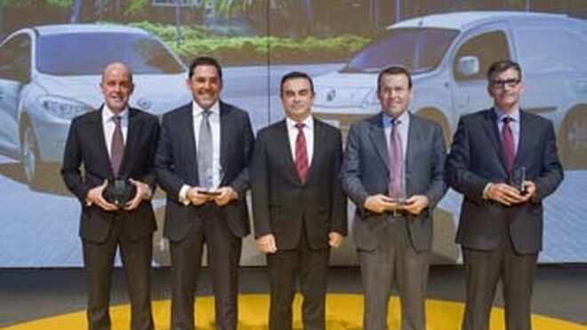 Renault premia a los cuatro mejores concesionarios de España
