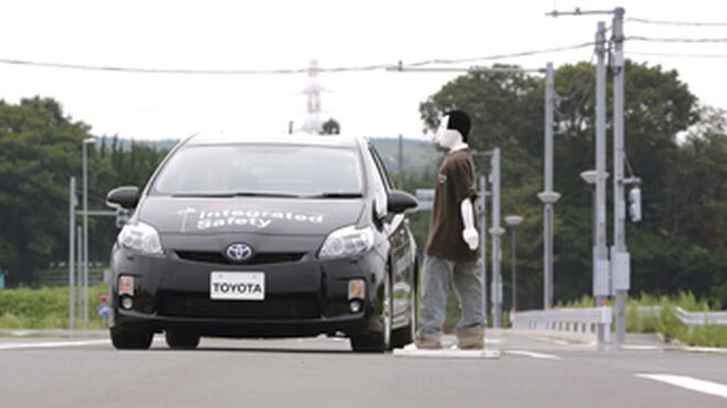 Toyota montará nuevas tecnologías inteligentes desde 2015