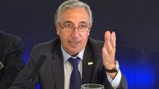 A. García: “Renunciar a internet es darle demasiadas ventajas a la competencia”