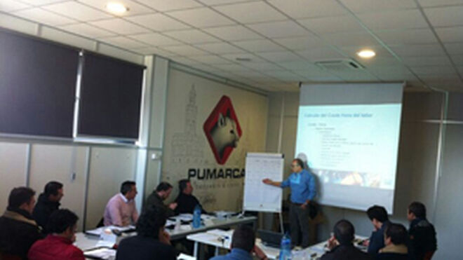 Pumarca imparte un curso de gestión gerencial a sus talleres clientes