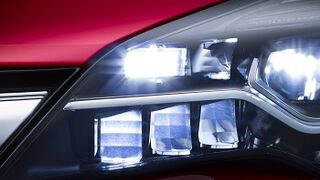 El próximo Opel Astra incorporará iluminación LED matricial IntelliLux