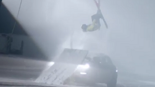 La capacidad del Dunlop Winter Sport 5 SUV sobre nieve, en vídeo