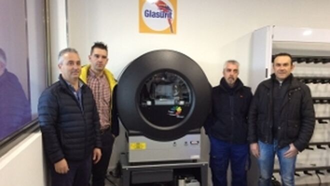 Glasurit implanta su primera máquina de mezclas automática en España