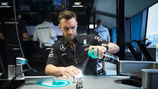 Petronas cuidará la flota de coches de la escudería Mercedes AMG
