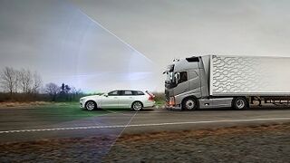 Volvo Trucks avisa a los conductores en caso de colisión