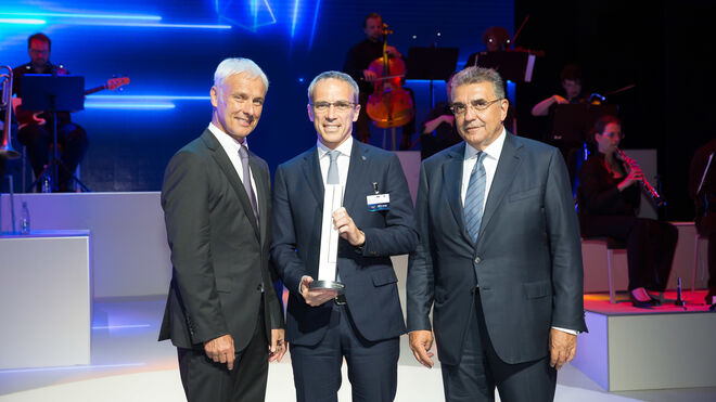 Bridgestone recibe el premio Volkswagen Group a la 'Innovación y Tecnología'