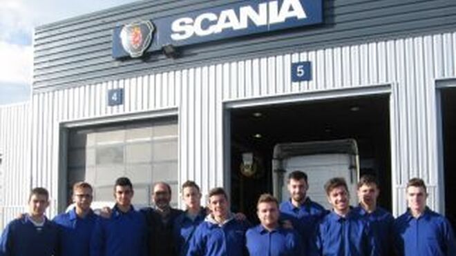 Scania ya tiene en plantilla a mecánicos de su primera promoción de FP Dual