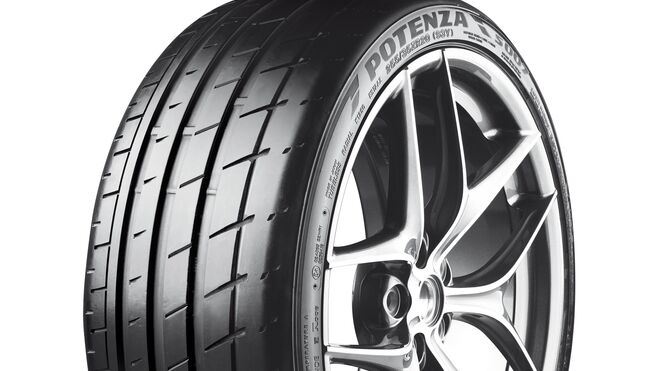 Bridgestone equipará el deportivo descapotable Ferrari Portofino