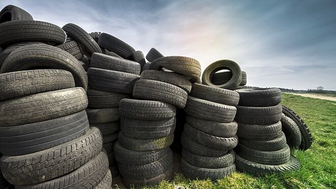 El Gobierno prepara el nuevo real decreto sobre la gestión de neumáticos fuera de uso