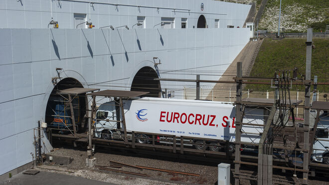 Michelin será el proveedor de los neumáticos de la flota de Transportes Eurocruz