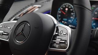 Mercedes llama a revisión en España por problemas en el sistema de airbags