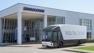 Bridgestone equipa el primer camión eléctrico de Volta Trucks