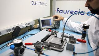 Grupo Renault lanza un servicio de reparación electrónica multimarca para sus talleres