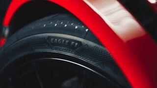 Goodyear desarrollará dos neumáticos extra para el Porsche Taycan