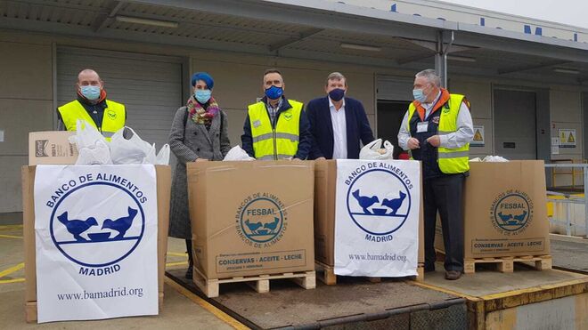 La campaña solidaria de Reynasa se cerró con 860 kilos de alimentos y una donación de 2.000 euros