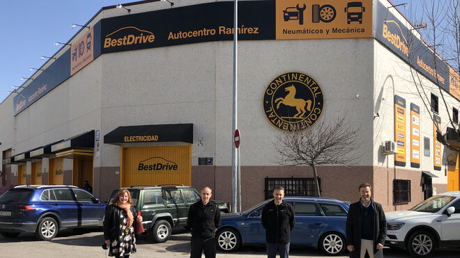 Neumáticos Ramírez sella su compromiso con BestDrive por cinco años más