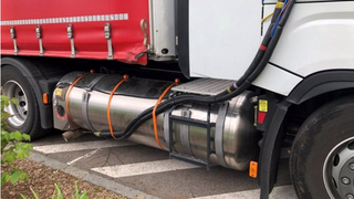 Los camiones propulsados por gas natural licuado contaminan igual que los diésel convencionales