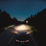 Bosch recomienda su gama de lámparas para una correcta seguridad en carretera