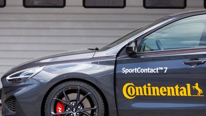 El neumático Continental SportContact 7 obtiene la calificación "Ejemplar" en el Elite Showdown