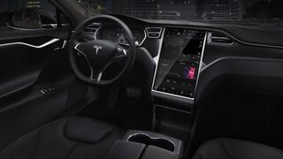 Tesla llama a revisión a casi 130.000 vehículos en EE.UU por un problema en sus pantallas