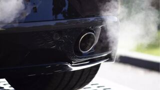 España defiende el fin del coche de combustión en la UE para 2035 tras pedir varios países retrasarlo