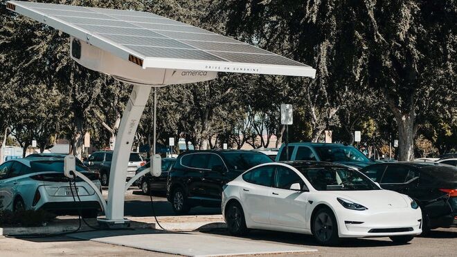Renting de coches eléctricos: una opción de movilidad sostenible