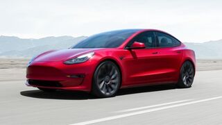 Más de 362.000 Tesla llamados a revisión por defectos en su programa de piloto automático