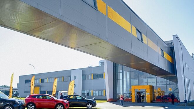 Continental acelera su salida de Rusia con la venta de una fábrica de neumáticos y componentes