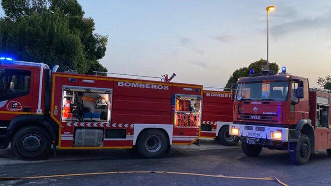 Un incendio en un taller mecánico de Fuente Obejuna (Córdoba) calcina 7 vehículos