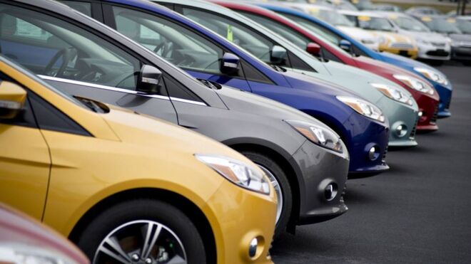 Faconauto teme que el bloqueo político "paralice" las ventas de automóviles