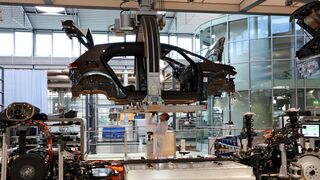 China denuncia "proteccionismo descarado" ante la investigación de Europa a sus coches eléctricos