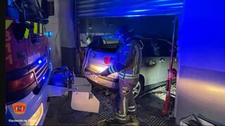 Un herido leve tras incendiarse un vehículo en un taller de lavado de Talavera de la Reina (Toledo)