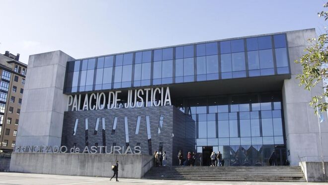 Tres años de cárcel para el administrativo de un taller de Gijón por robar 330.000 euros