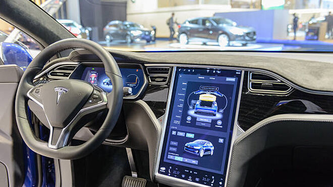 Tesla, obligada a revisar el software de las pantallas de más de dos millones de vehículos