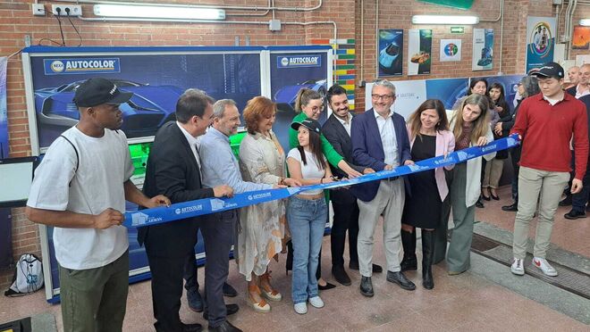 PPG dota al IES Tierno Galván (Madrid) del ecosistema digital PPG Linq para apoyar a futuros pintores